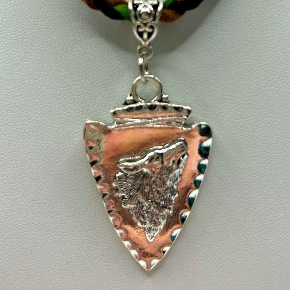 Handmade Braided Suede Wolf Arrowhead Pendant Necklace! - Picture 3 of 5